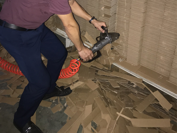 印刷紙盒制造廠為什么需要清廢機？